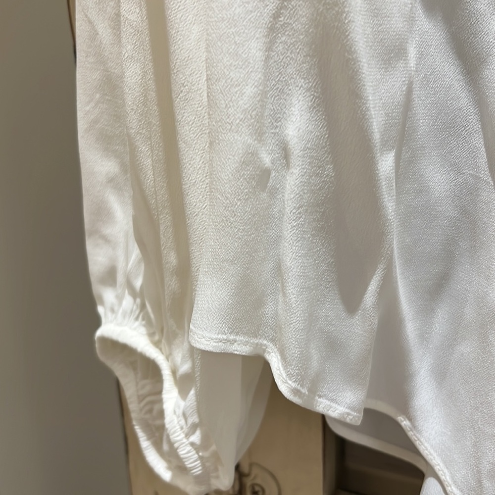 Zara blouse - Picture 4 of 4